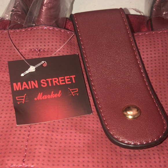 Main Street Market Canvas Burgundy Handbag - Picture 3 of 7
